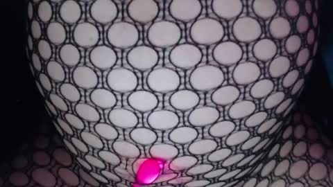 Millie online show from 04-25-26, 02:36