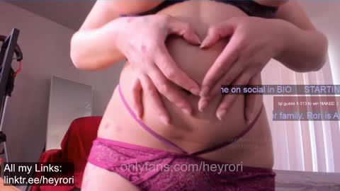 Snapshot of ms_mochii chatting on 01-25-25, 07:39 R o r i SnapChat heyroriv2 wednesday - sunday Noon oclock mountain - 5pm mountain online show from 01-25-25, 07:39