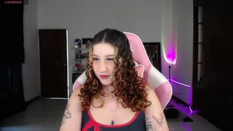 Snapshot of ms_ratuelita chatting on 05-06-26, 06:24 Manuela3 online show from 05-06-26, 06:24