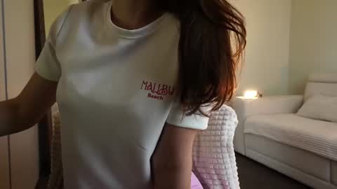 Snapshot of ms_seductive chatting on 07-10-26, 03:47 Your M online show from 07-10-26, 03:47