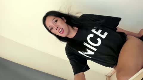 selena online show from 12-16-24, 08:31