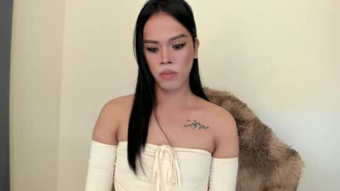 selena online show from 01-15-25, 01:56