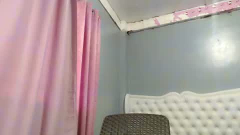 mscherry_ online show from 11-08-25, 07:41