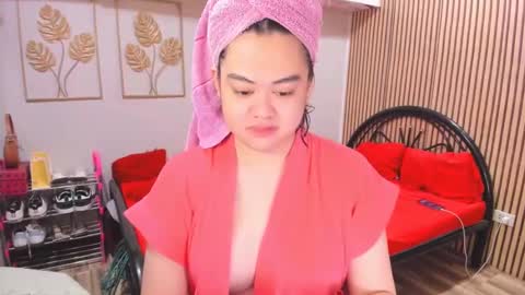 Snapshot of msdiamondxx chatting on 01-21-25, 04:21 CINDY MIRANDA online show from 01-21-25, 04:21