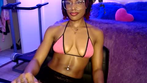 Snapshot of msemonibrown chatting on 04-01-26, 05:52 CocoSage online show from 04-01-26, 05:52
