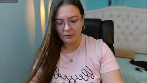 Jossie online show from 04-24-26, 03:31