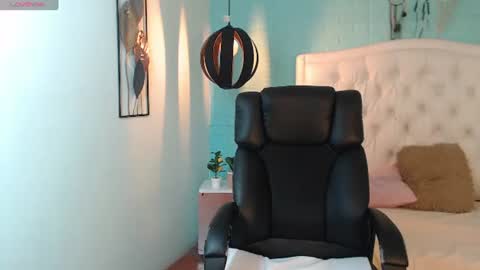 Jossie online show from 06-26-26, 04:06