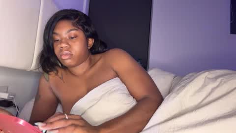 Snapshot of mskitty000 chatting on 02-11-26, 03:22 mskitty000 online show from 02-11-26, 03:22