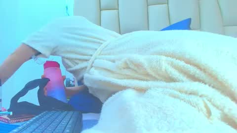 Snapshot of mss_mar chatting on 10-22-25, 03:07 FERNANDA 3 online show from 10-22-25, 03:07