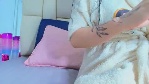 Snapshot of mss_mar chatting on 12-16-25, 03:11 FERNANDA 3 online show from 12-16-25, 03:11