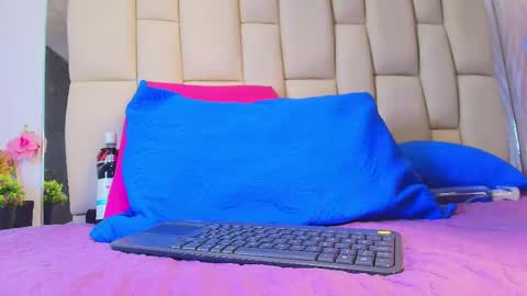 FERNANDA 3 online show from 04-23-26, 03:08