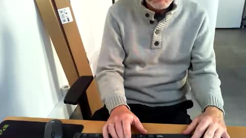 mucfag online show from 10-24-25, 09:28