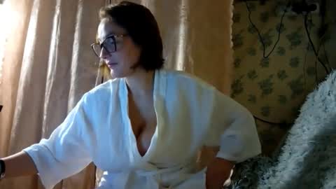 Snapshot of muchoiliness chatting on 12-16-25, 09:20 muchoiliness online show from 12-16-25, 09:20