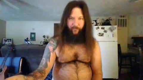 Snapshot of mudge chatting on 01-19-25, 02:17 Mudge online show from 01-19-25, 02:17