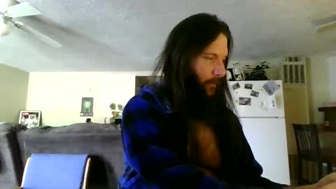 Snapshot of mudge chatting on 01-21-25, 02:48 Mudge online show from 01-21-25, 02:48