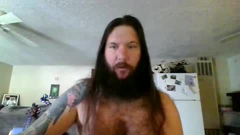 Snapshot of mudge chatting on 02-10-25, 01:55 Mudge online show from 02-10-25, 01:55