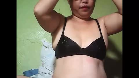 muffy_bunny online show from 06-10-26, 08:24