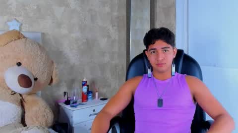 Snapshot of muichiro_tokito1 chatting on 01-02-25, 03:48 muichiro tokito1 online show from 01-02-25, 03:48