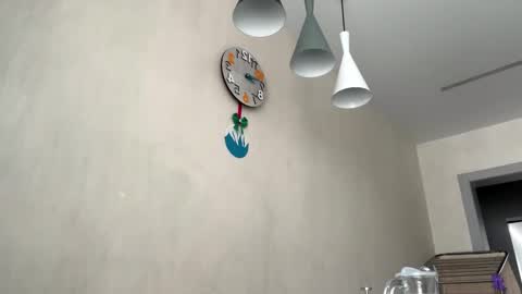 Mia online show from 02-03-26, 02:53