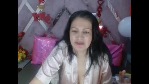 Snapshot of mulan_sexy01 chatting on 02-18-25, 05:42 Mulan online show from 02-18-25, 05:42