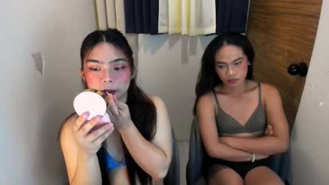 multicummer_devi online show from 05-17-26, 02:20