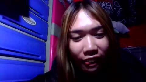 Snapshot of multicummerts chatting on 10-15-25, 09:48 multicummerts online show from 10-15-25, 09:48