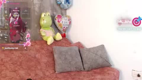 Snapshot of mupitta_sweett chatting on 06-23-26, 05:44 Leidy online show from 06-23-26, 05:44