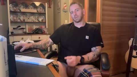 murdockjones7989 online show from 11-17-25, 09:15