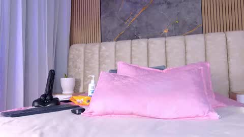 Tell me Sofi  online show from 03-28-26, 03:17