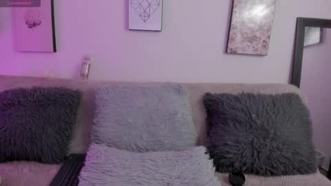 Snapshot of muriell_69 chatting on 11-20-25, 08:30 muriell_69 online show from 11-20-25, 08:30