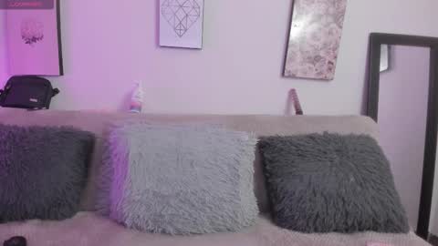 Snapshot of muriell_69 chatting on 12-19-25, 11:01 muriell_69 online show from 12-19-25, 11:01