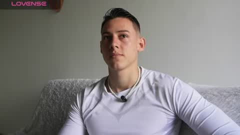 muscle_king_cum online show from 07-16-26, 01:39