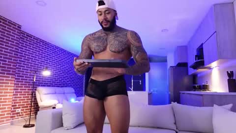 Nick online show from 11-04-25, 11:09