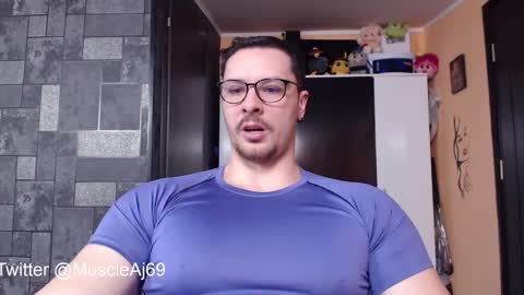 Snapshot of muscleaj69 chatting on 02-10-25, 12:50 AJ online show from 02-10-25, 12:50