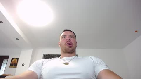 Snapshot of muscleaj69 chatting on 06-20-26, 05:54 AJ online show from 06-20-26, 05:54