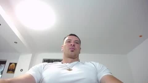 Snapshot of muscleaj69 chatting on 06-23-26, 05:27 AJ online show from 06-23-26, 05:27