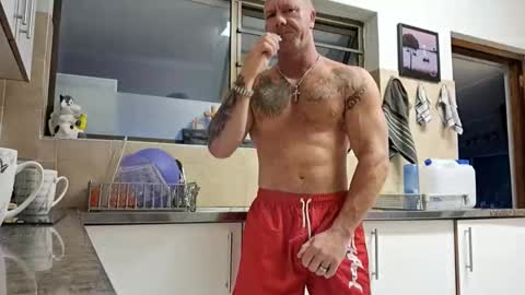 muscledaddy69s online show from 04-06-26, 04:32