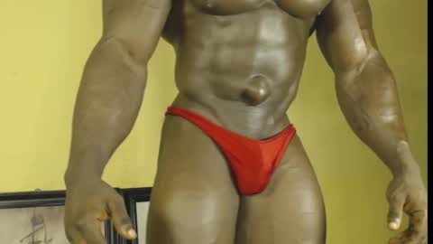 musclegod23 online show from 10-25-25, 01:02