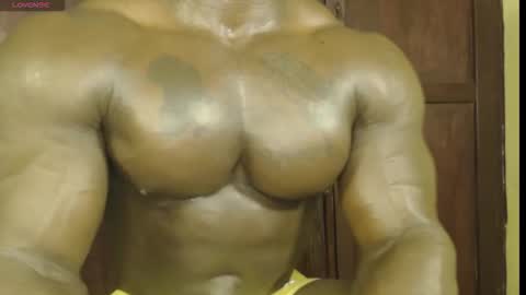 musclegod23 online show from 11-10-25, 05:34