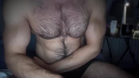 musclehair3 online show from 10-14-25, 09:59