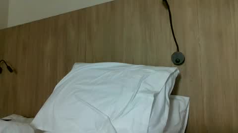 muscleshow00 online show from 06-26-26, 11:31