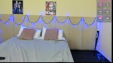 Snapshot of musclexxxbarbie chatting on 03-10-25, 02:06 Eva online show from 03-10-25, 02:06