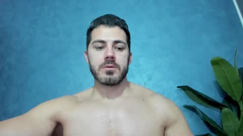 Snapshot of muscularmaster chatting on 12-24-24, 12:44 muscularmaster onlyfans online show from 12-24-24, 12:44