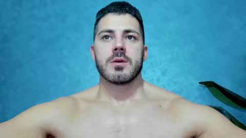 Snapshot of muscularmaster chatting on 01-01-25, 10:56 muscularmaster onlyfans online show from 01-01-25, 10:56