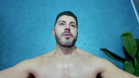 Snapshot of muscularmaster chatting on 01-04-25, 10:45 muscularmaster onlyfans online show from 01-04-25, 10:45