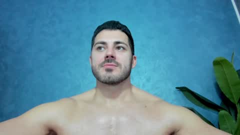 Snapshot of muscularmaster chatting on 01-10-25, 10:36 muscularmaster onlyfans online show from 01-10-25, 10:36