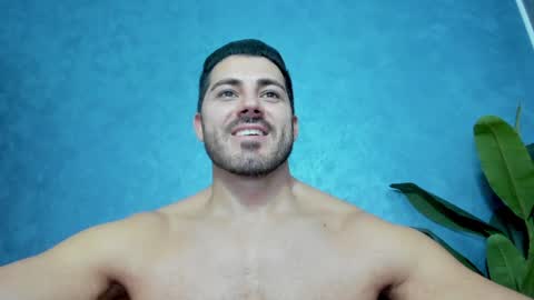 Snapshot of muscularmaster chatting on 01-13-25, 01:02 muscularmaster onlyfans online show from 01-13-25, 01:02
