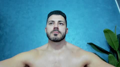 Snapshot of muscularmaster chatting on 01-24-25, 09:58 muscularmaster onlyfans online show from 01-24-25, 09:58