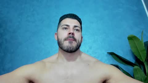 Snapshot of muscularmaster chatting on 01-25-25, 12:59 muscularmaster onlyfans online show from 01-25-25, 12:59