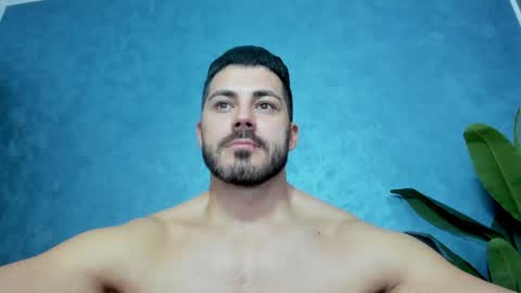 Snapshot of muscularmaster chatting on 01-25-25, 10:50 muscularmaster onlyfans online show from 01-25-25, 10:50